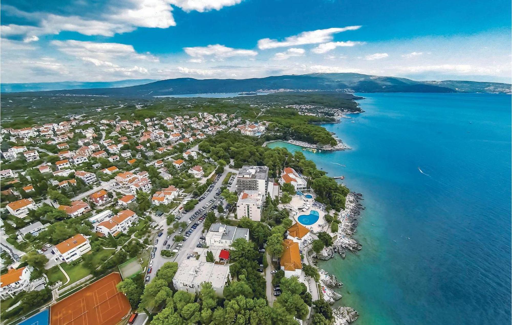 2 Bedroom Gorgeous Home In Baska Kültér fotó