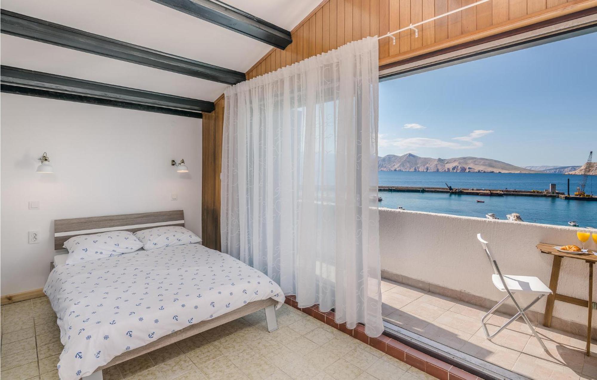 2 Bedroom Gorgeous Home In Baska Kültér fotó